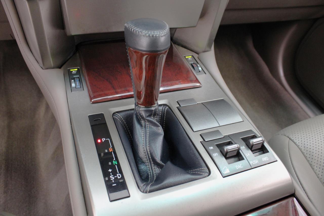 Lexus GX 460 4WD 4dr Premium 2012