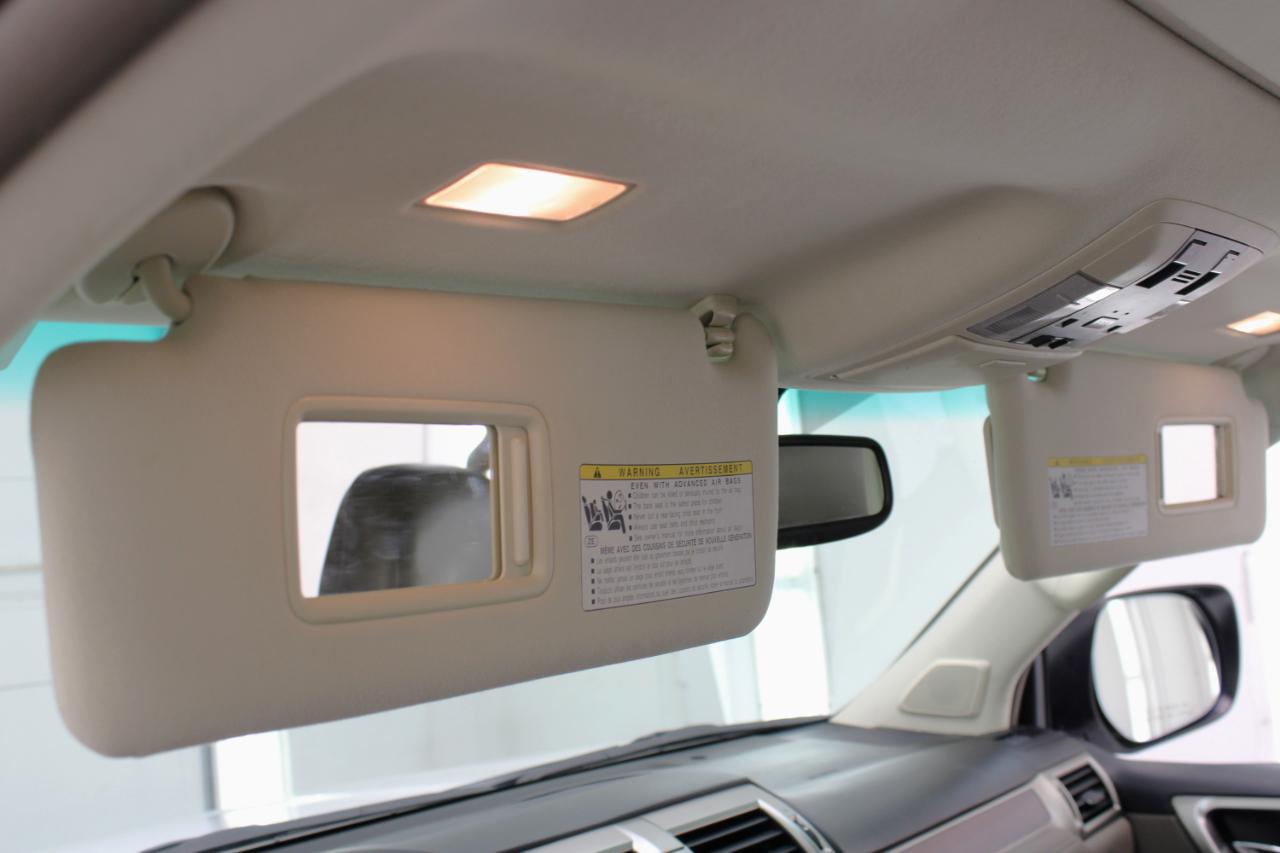 Lexus GX 460 4WD 4dr Premium 2012
