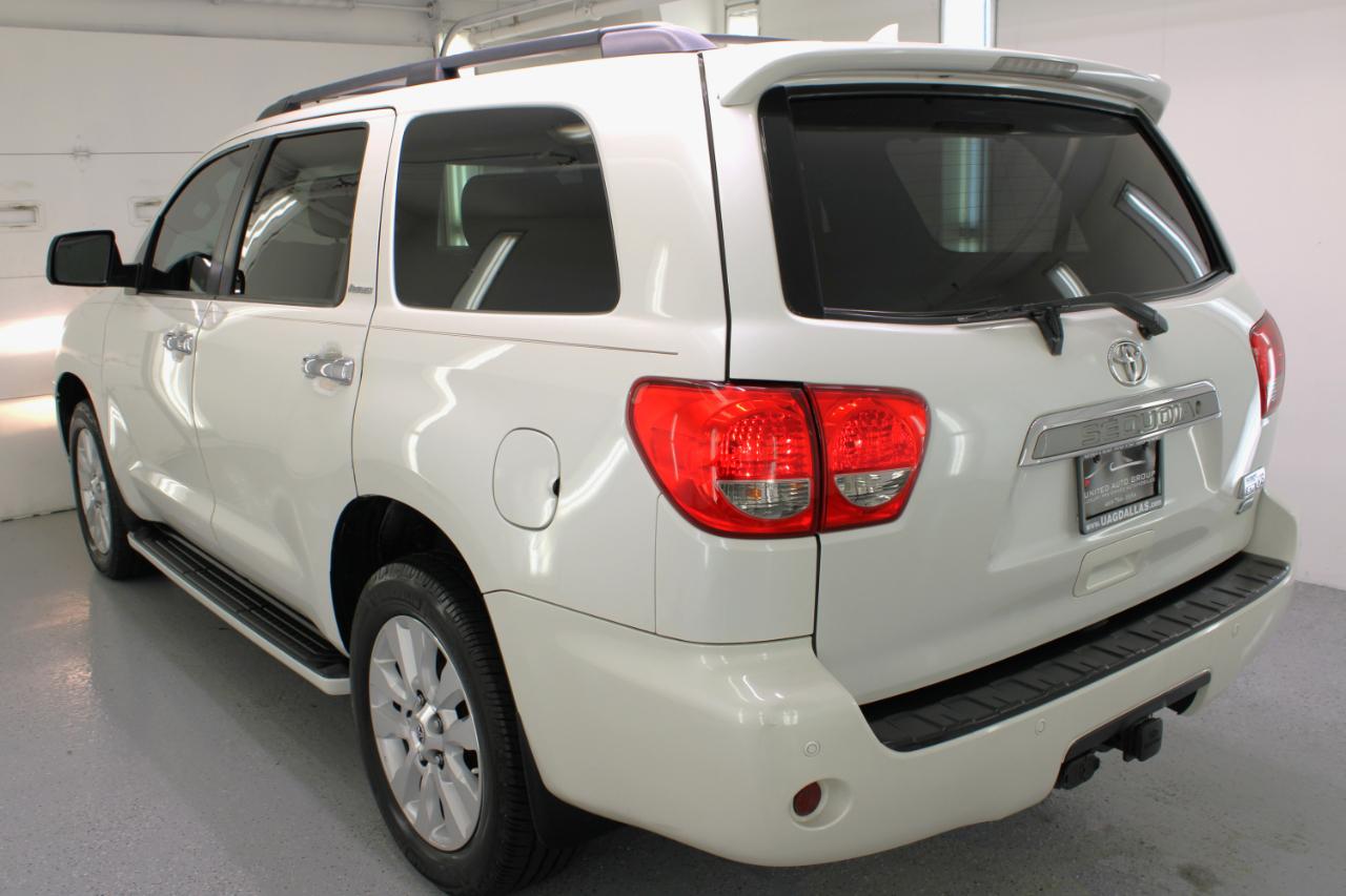 Toyota Sequoia 4WD 5.7L FFV Platinum (Natl) 2012