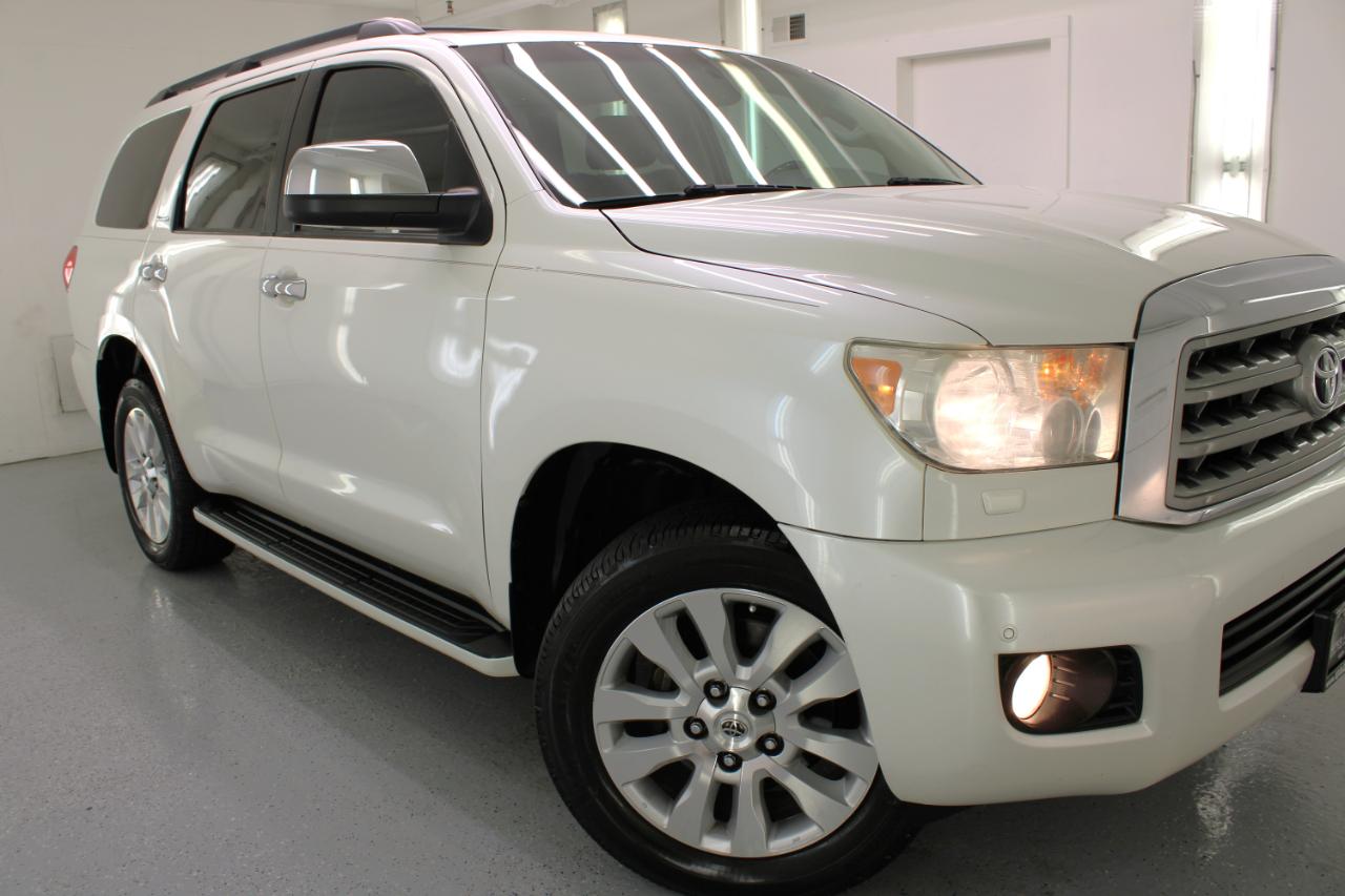 Toyota Sequoia 4WD 5.7L FFV Platinum (Natl) 2012