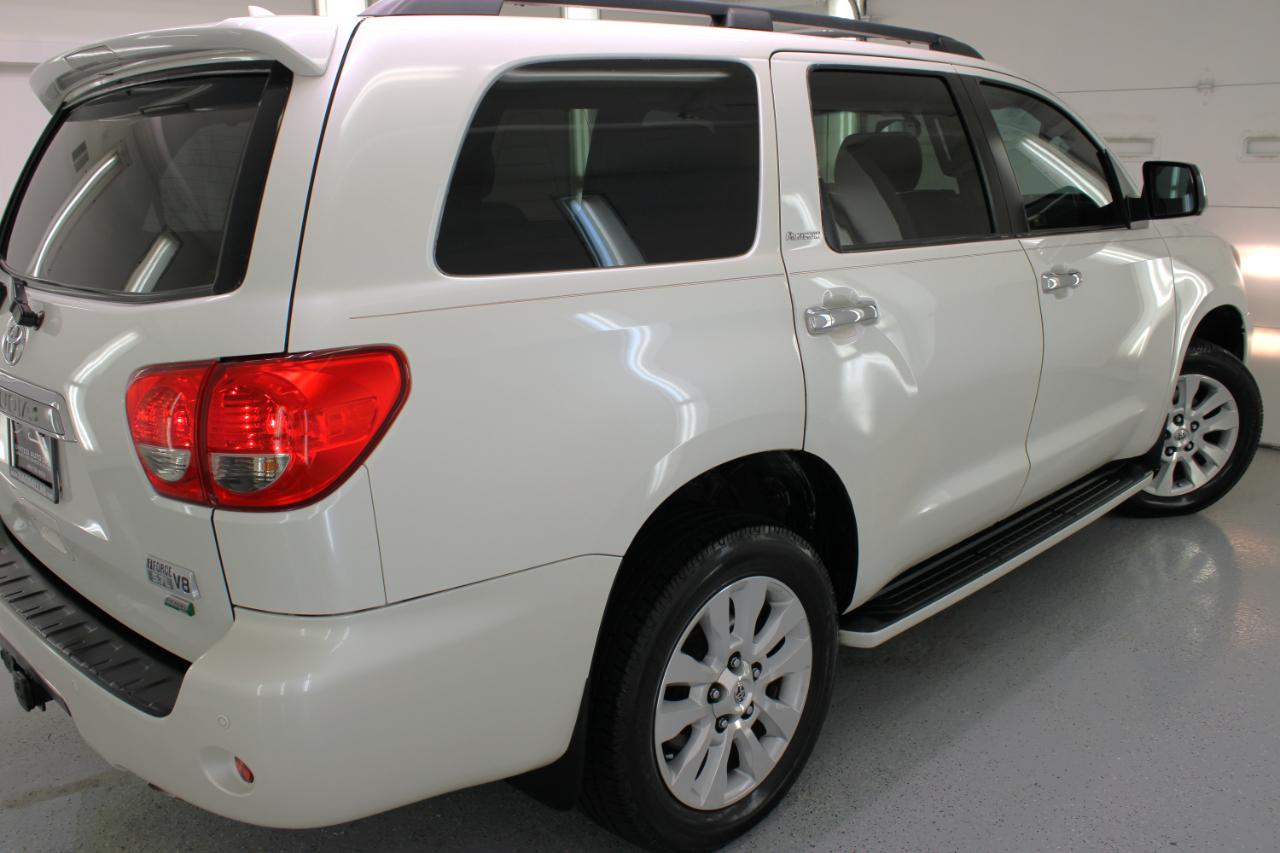 Toyota Sequoia 4WD 5.7L FFV Platinum (Natl) 2012
