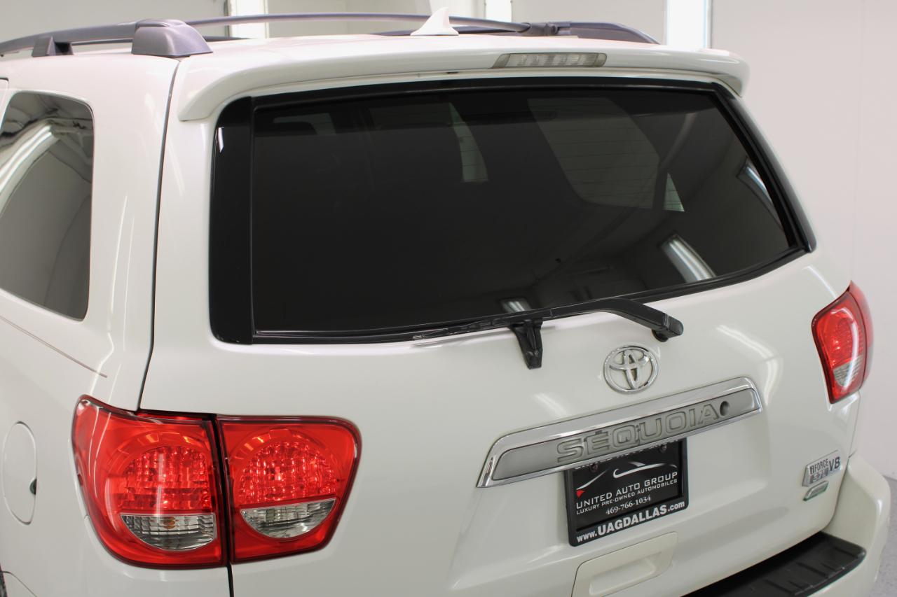 Toyota Sequoia 4WD 5.7L FFV Platinum (Natl) 2012