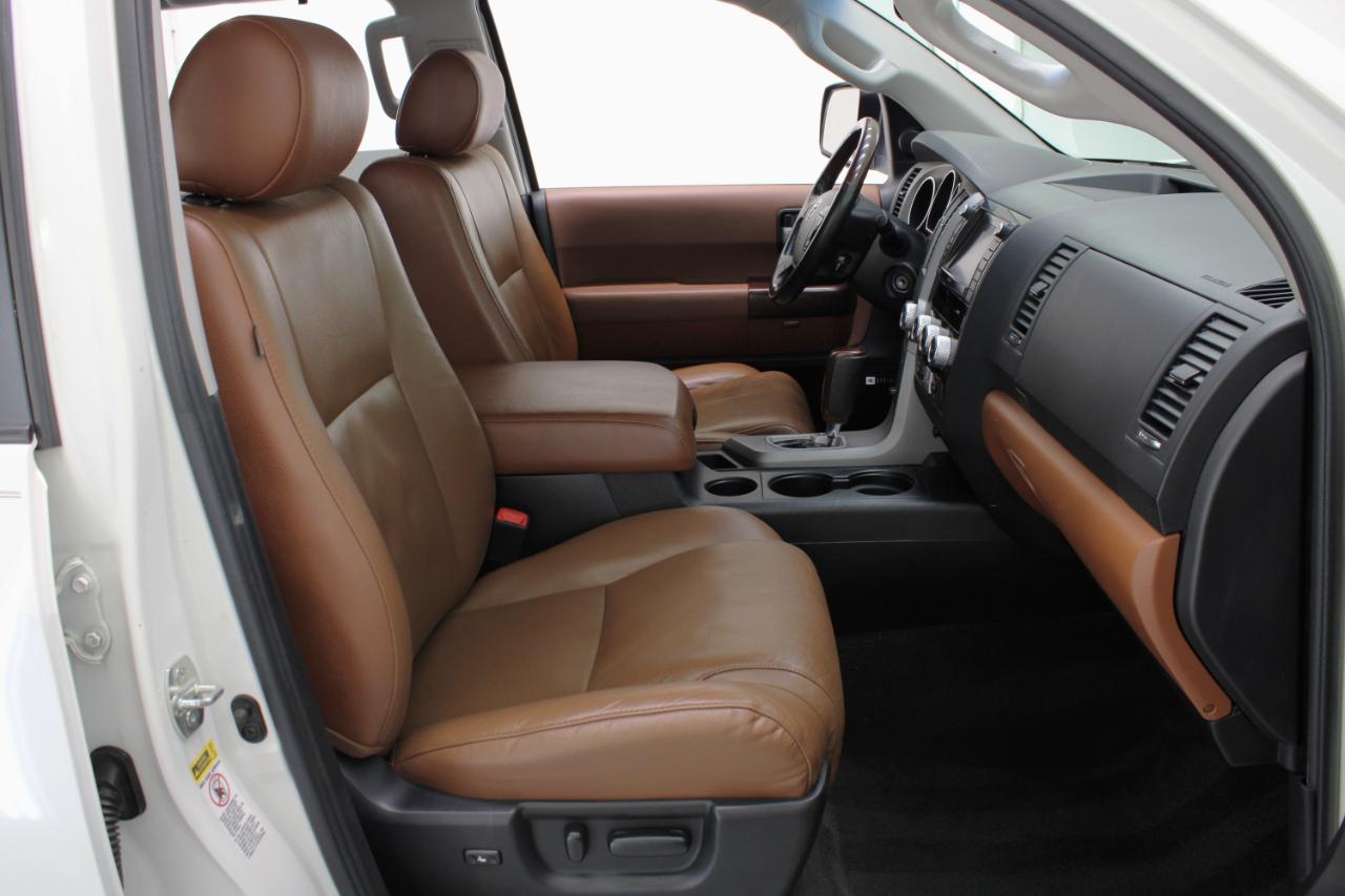 Toyota Sequoia 4WD 5.7L FFV Platinum (Natl) 2012