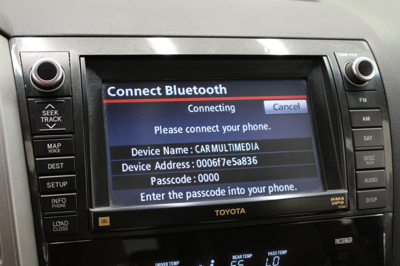 Toyota Sequoia 4WD 5.7L FFV Platinum (Natl) 2012