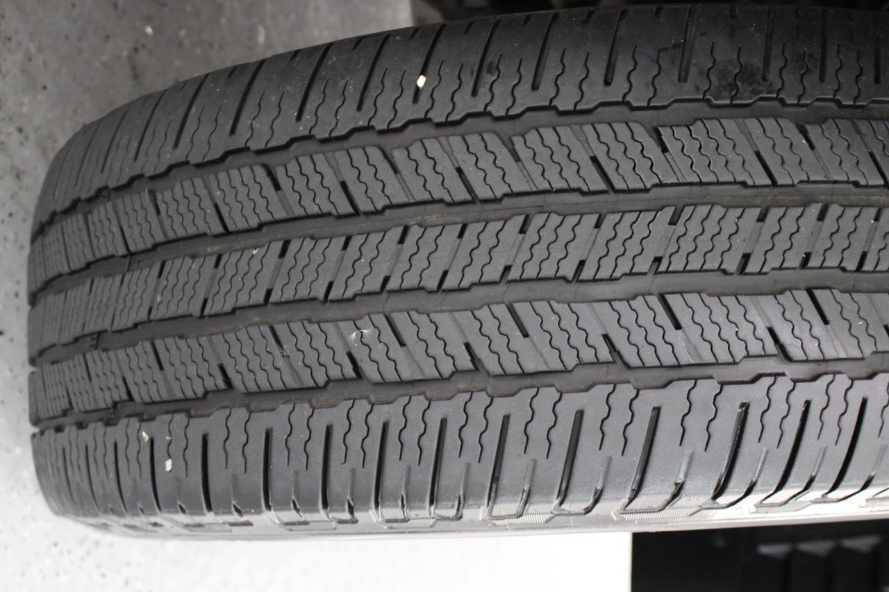 Toyota Sequoia 4WD 5.7L FFV Platinum (Natl) 2012