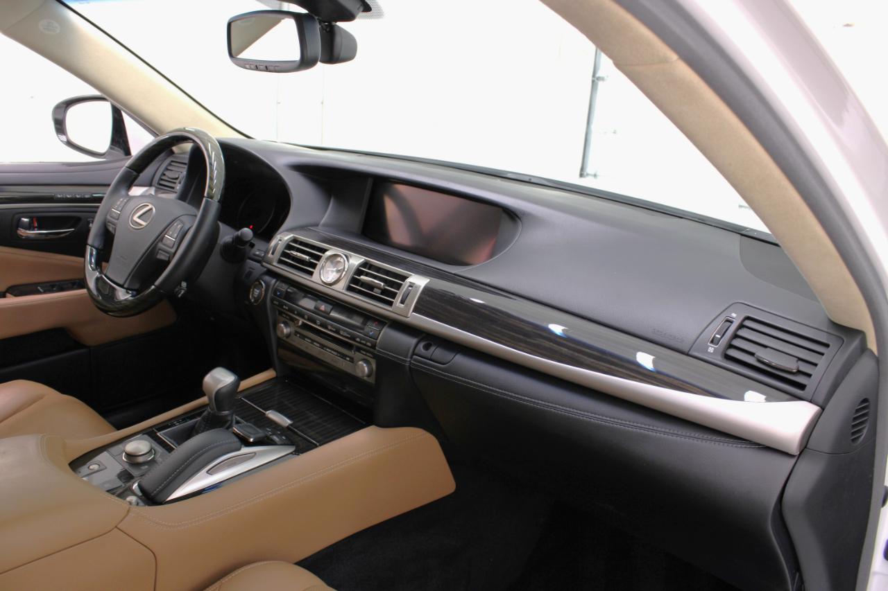 Lexus LS LS 460 RWD 2017