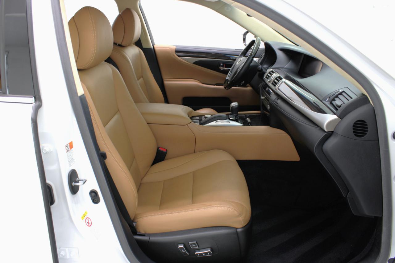Lexus LS LS 460 RWD 2017