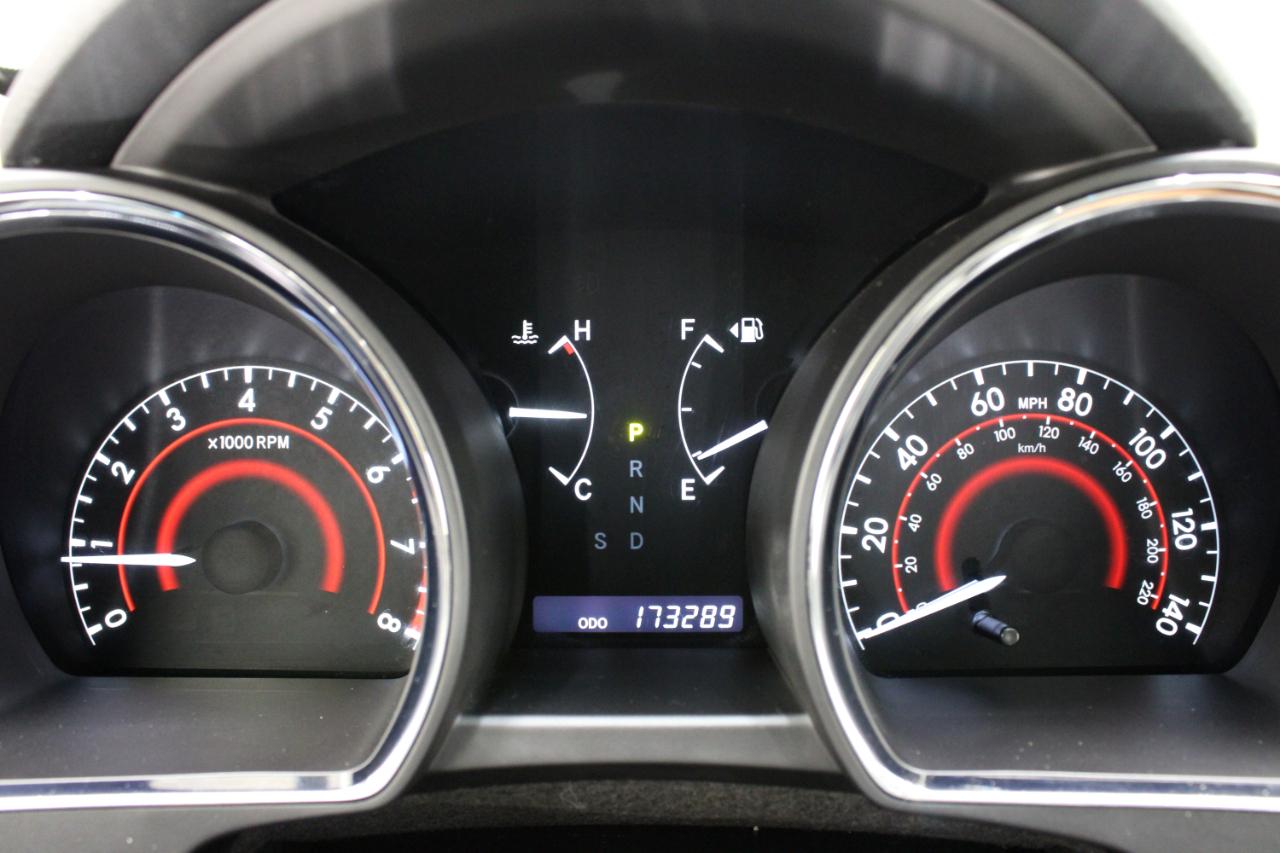 Toyota Highlander FWD 4dr V6 Base (Natl) 2011