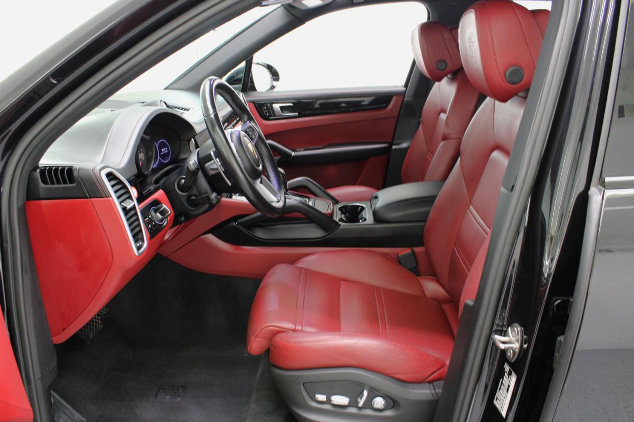 Porsche Cayenne AWD 2019