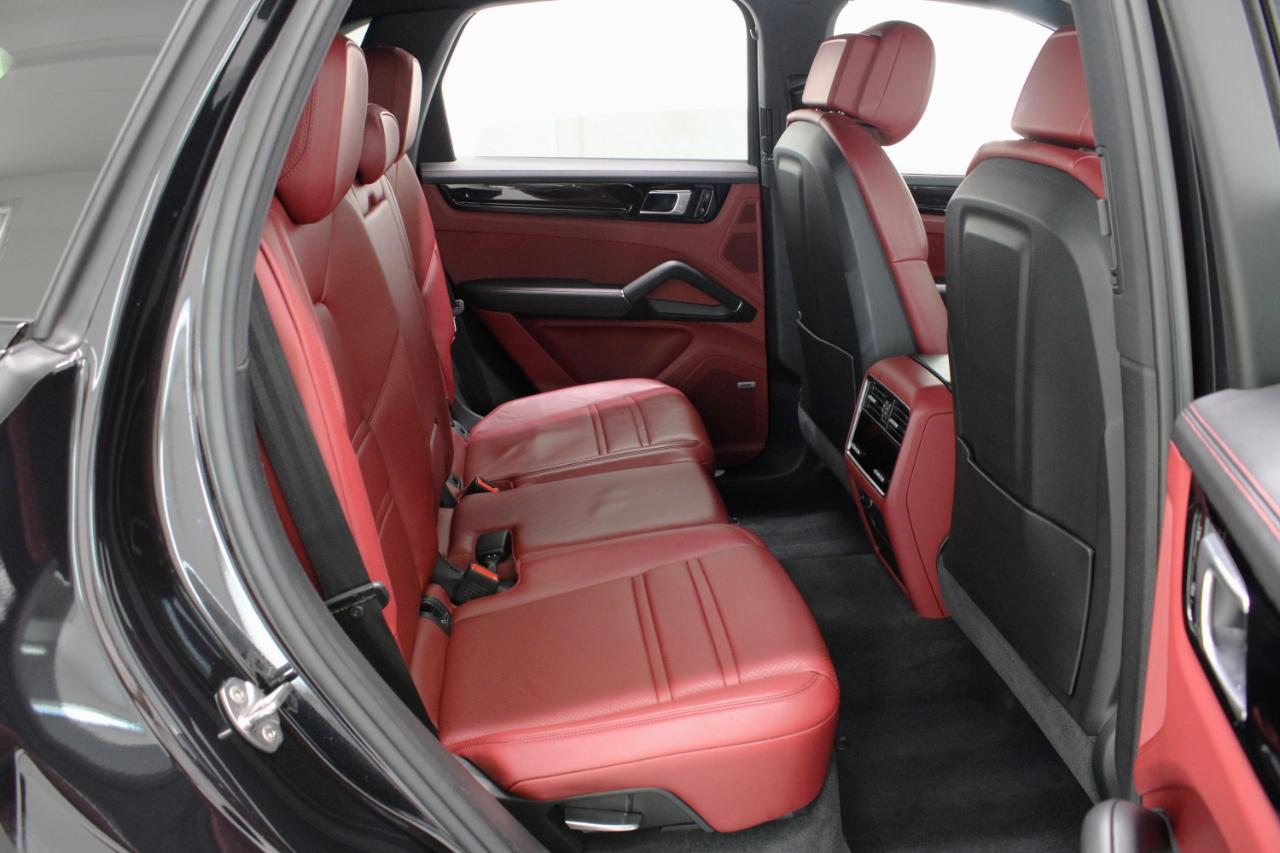 Porsche Cayenne AWD 2019
