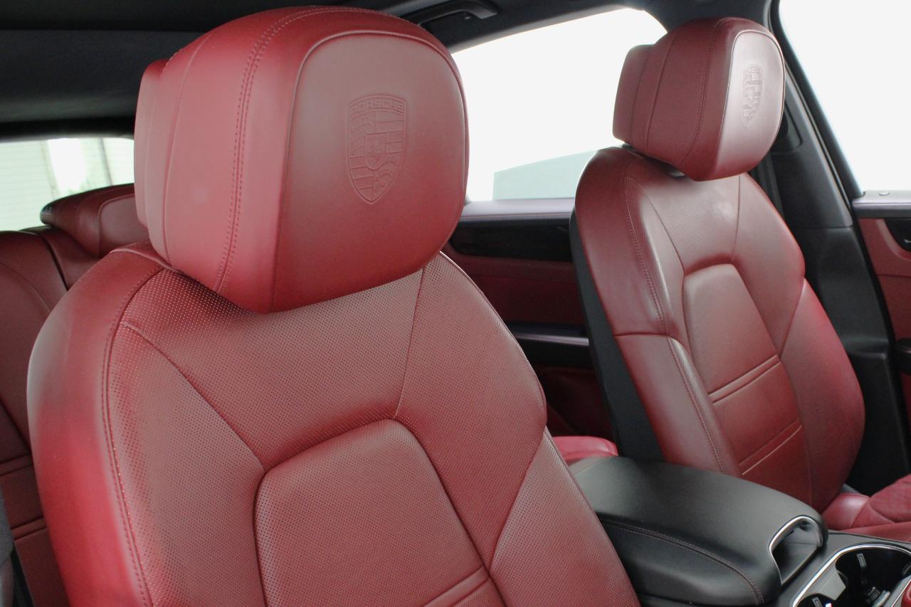 Porsche Cayenne AWD 2019