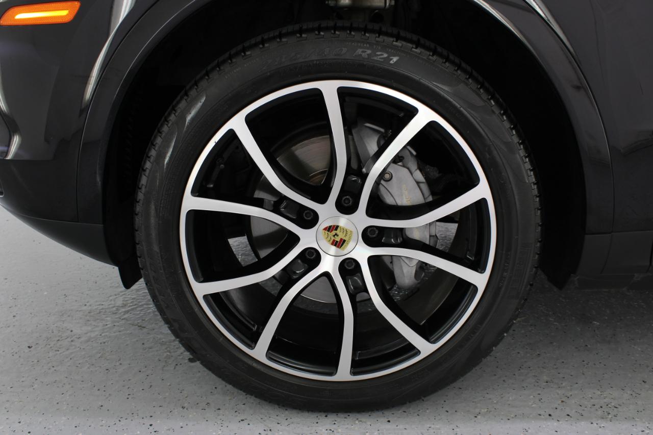 Porsche Cayenne AWD 2019