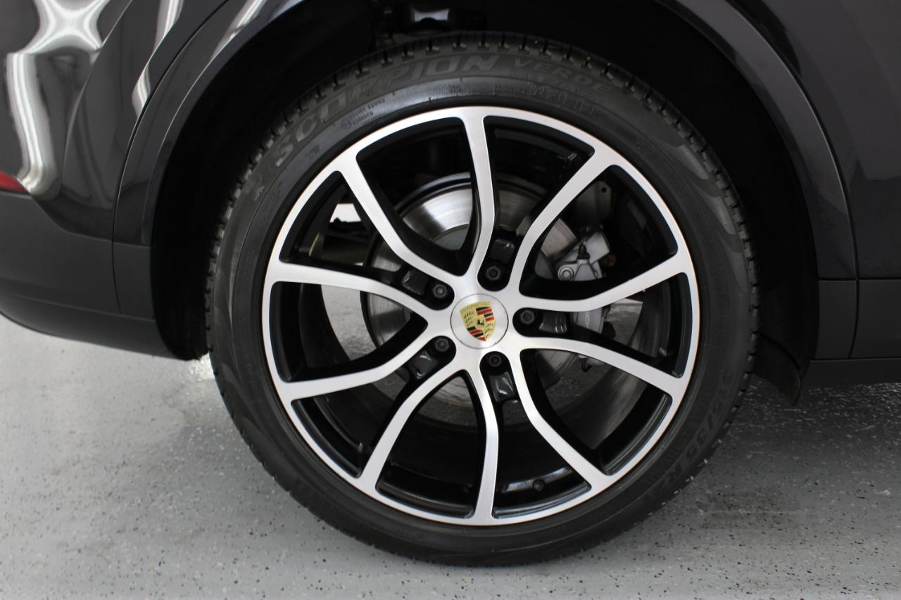 Porsche Cayenne AWD 2019