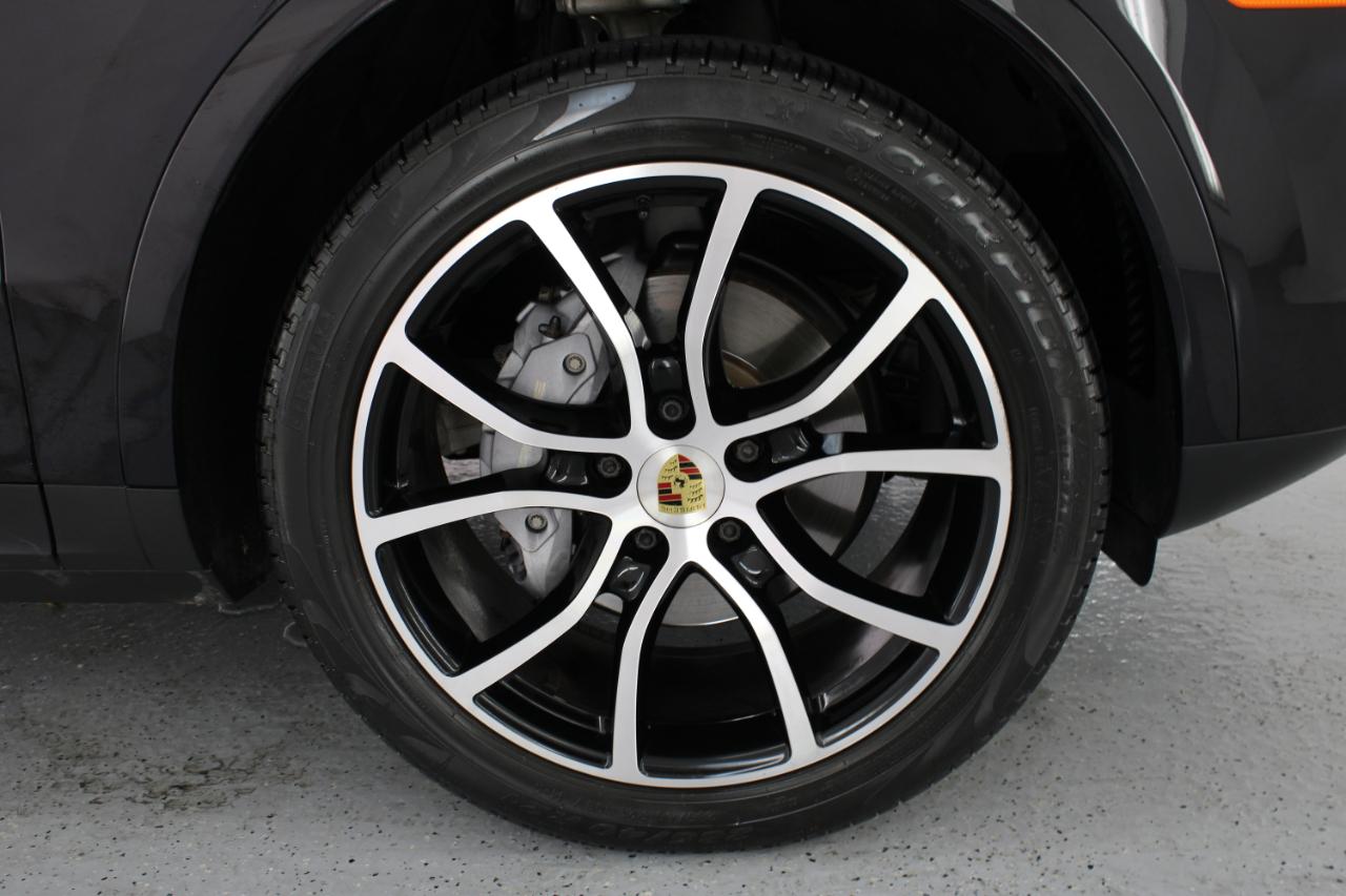 Porsche Cayenne AWD 2019