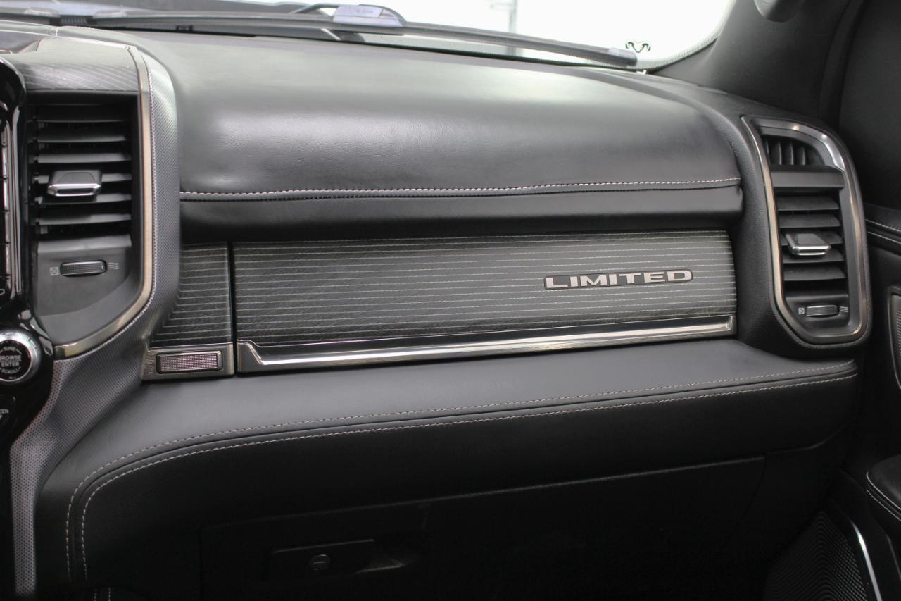 RAM 1500 Limited 4x4 Crew Cab 5'7" Box 2021
