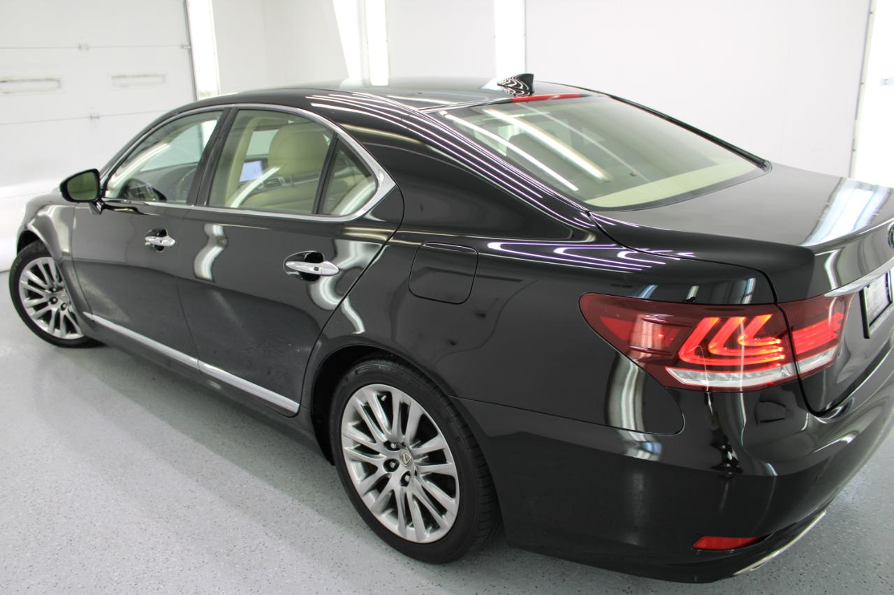 Lexus LS 460 4dr Sdn 2017