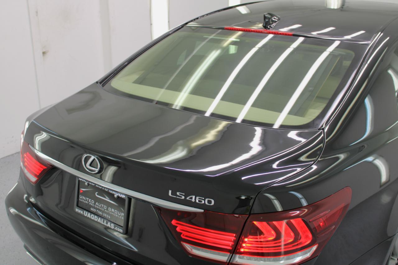 Lexus LS 460 4dr Sdn 2017