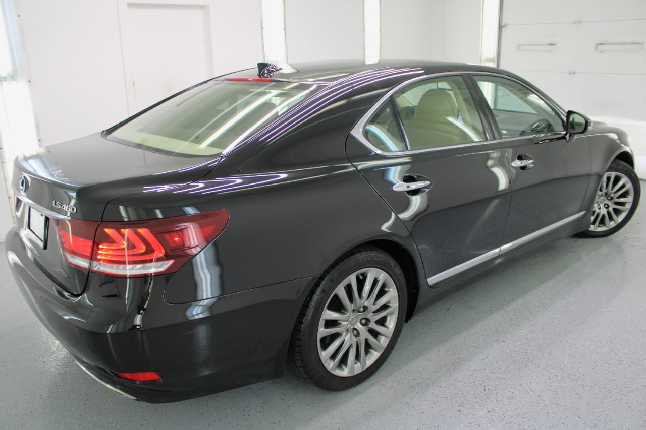 Lexus LS 460 4dr Sdn 2017