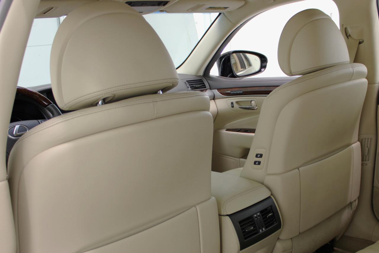 Lexus LS 460 4dr Sdn 2017