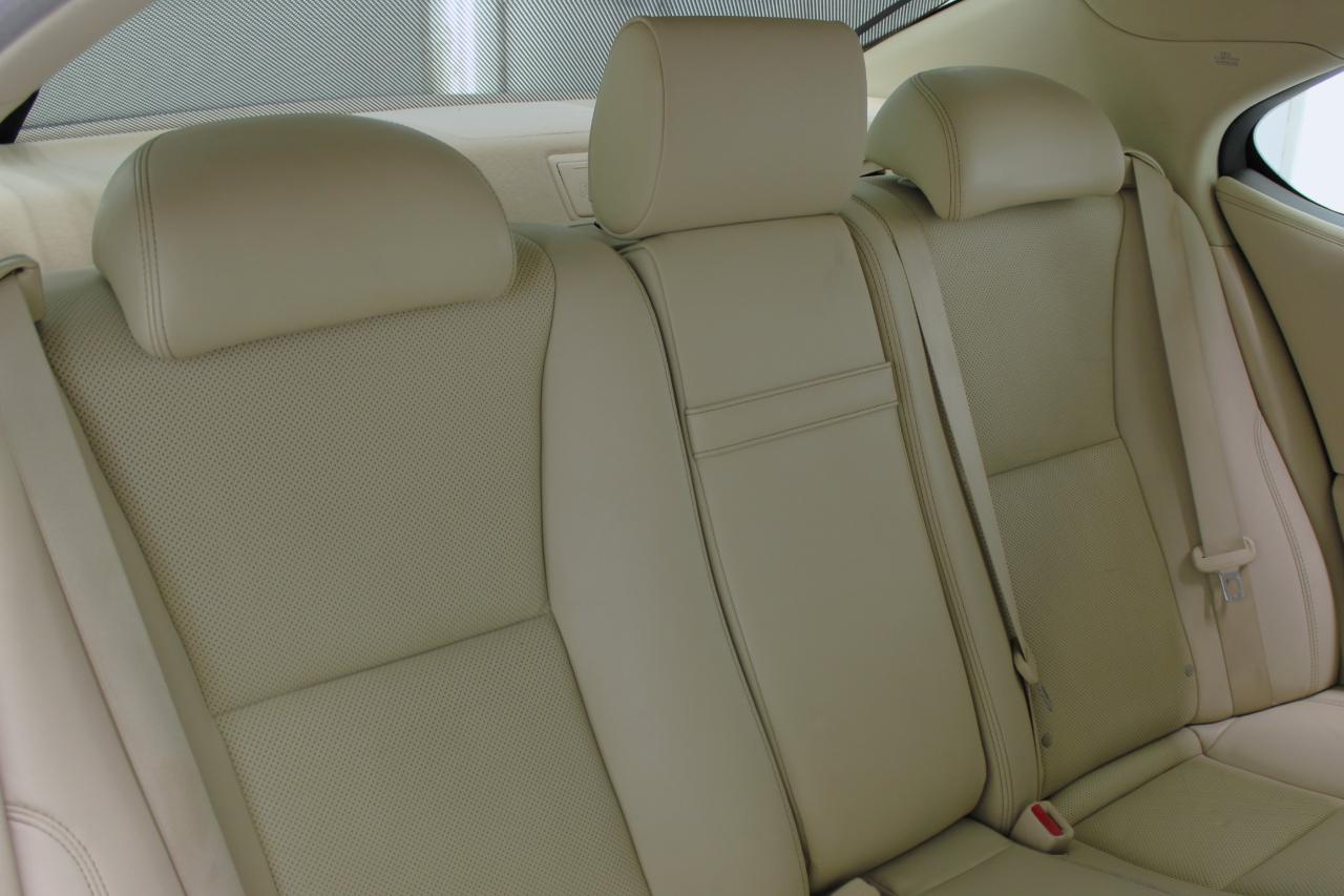 Lexus LS 460 4dr Sdn 2017