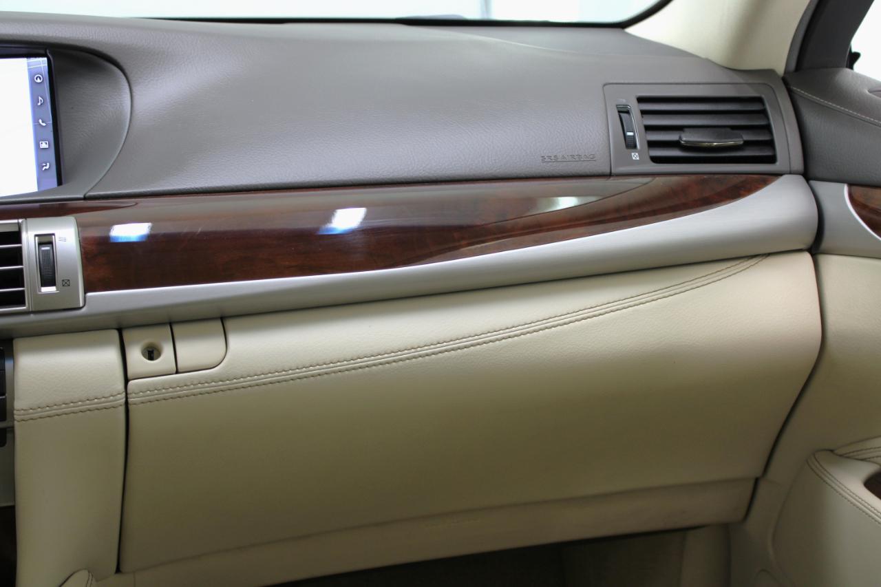 Lexus LS 460 4dr Sdn 2017