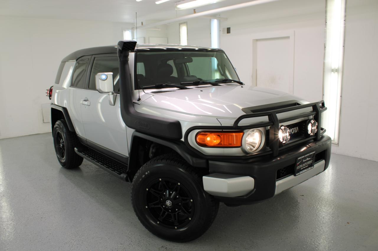 Toyota FJ Cruiser RWD 4dr Auto (Natl) 2008