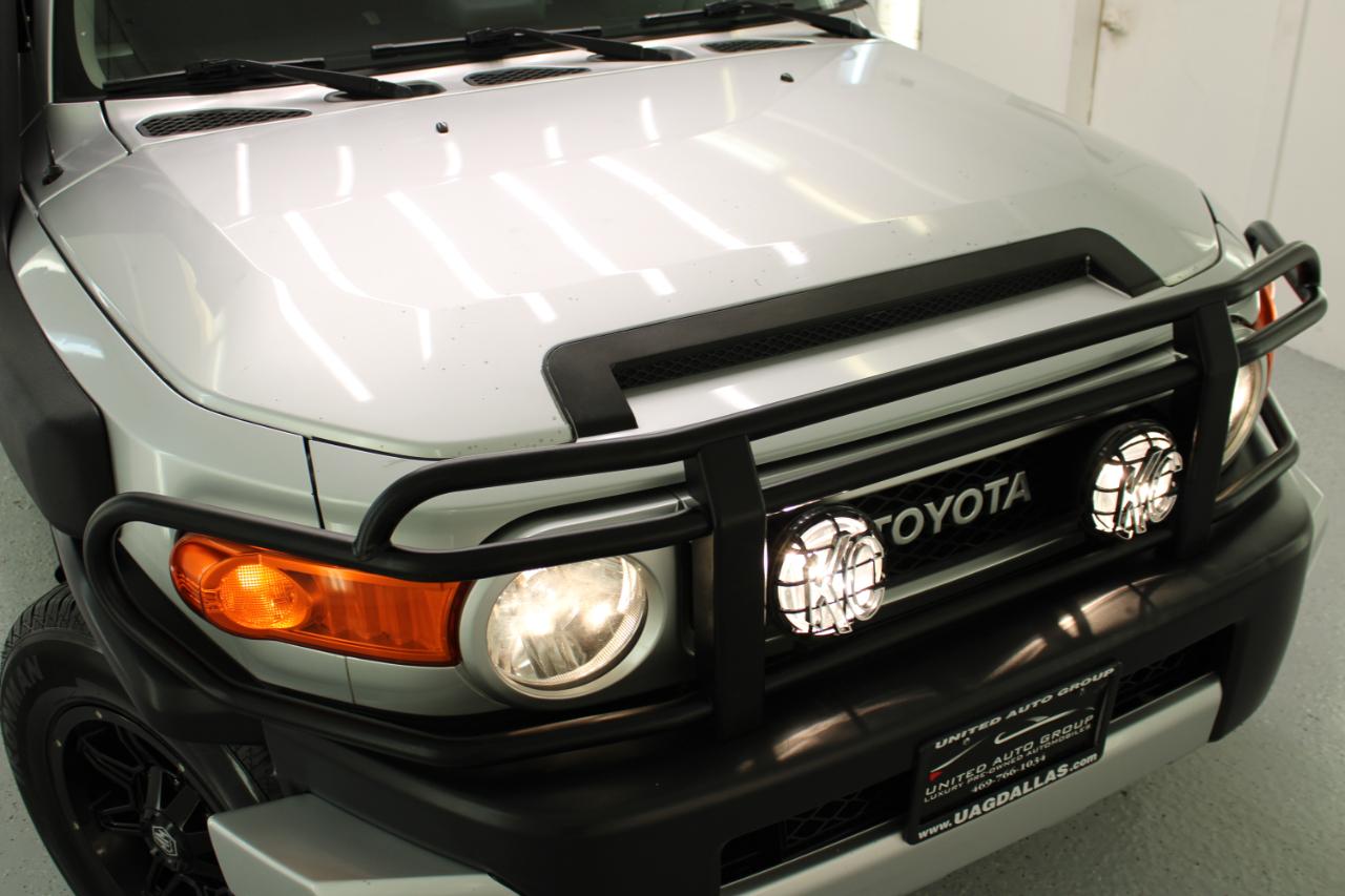 Toyota FJ Cruiser RWD 4dr Auto (Natl) 2008