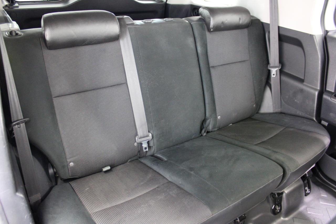 Toyota FJ Cruiser RWD 4dr Auto (Natl) 2008