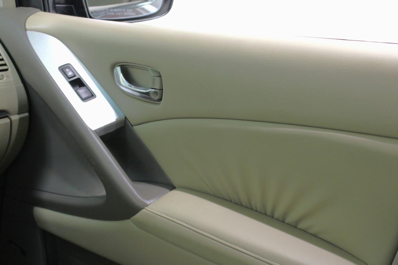 Nissan Murano AWD 4dr SL 2010