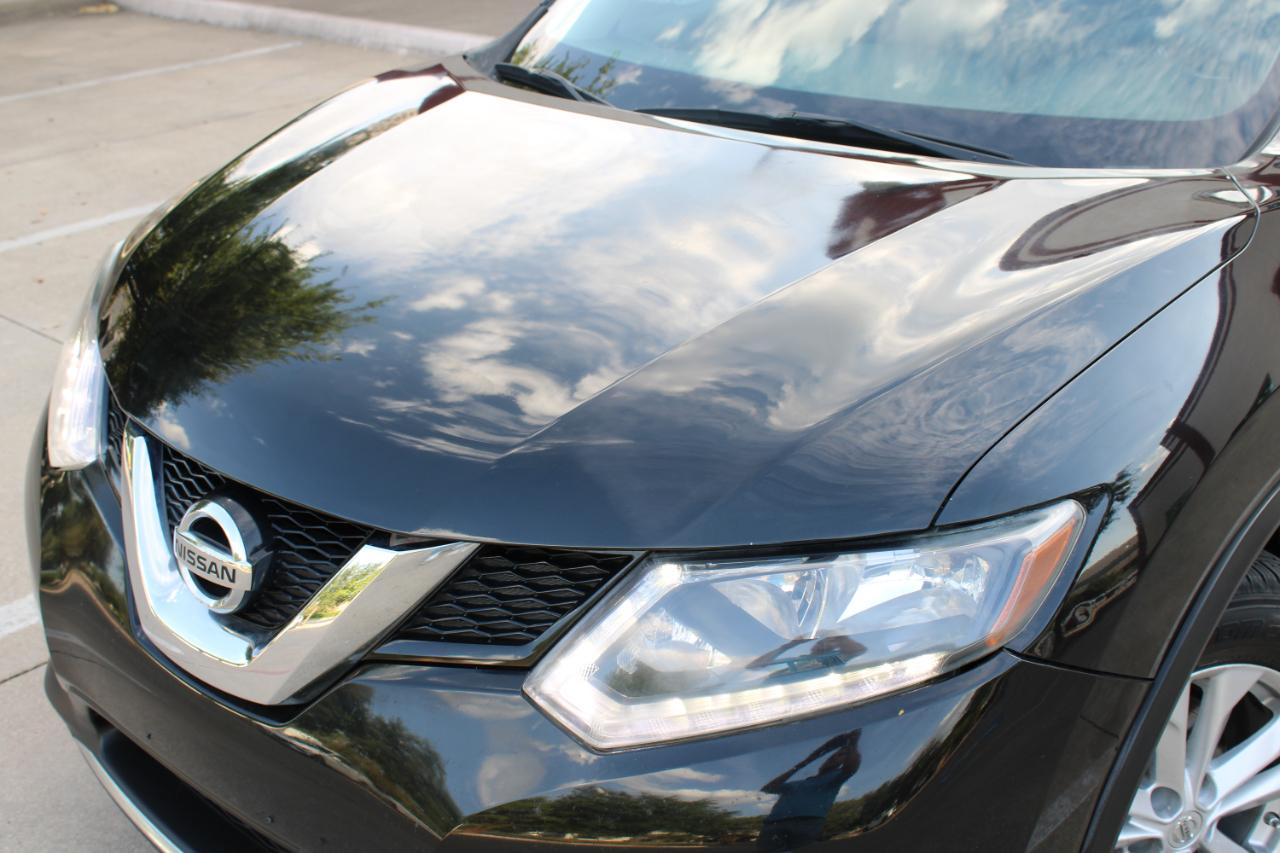 Nissan Rogue FWD 4dr SV 2016