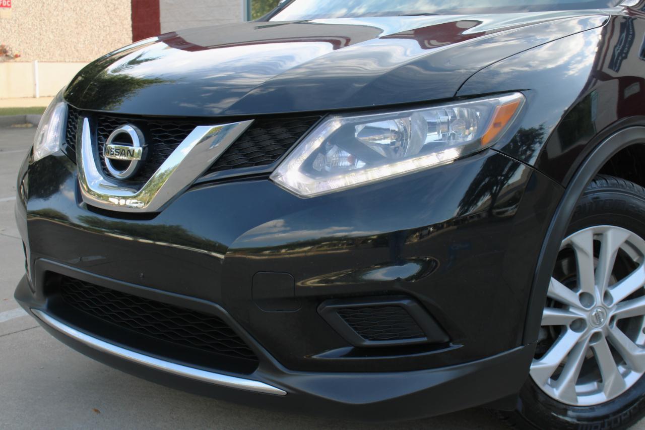 Nissan Rogue FWD 4dr SV 2016