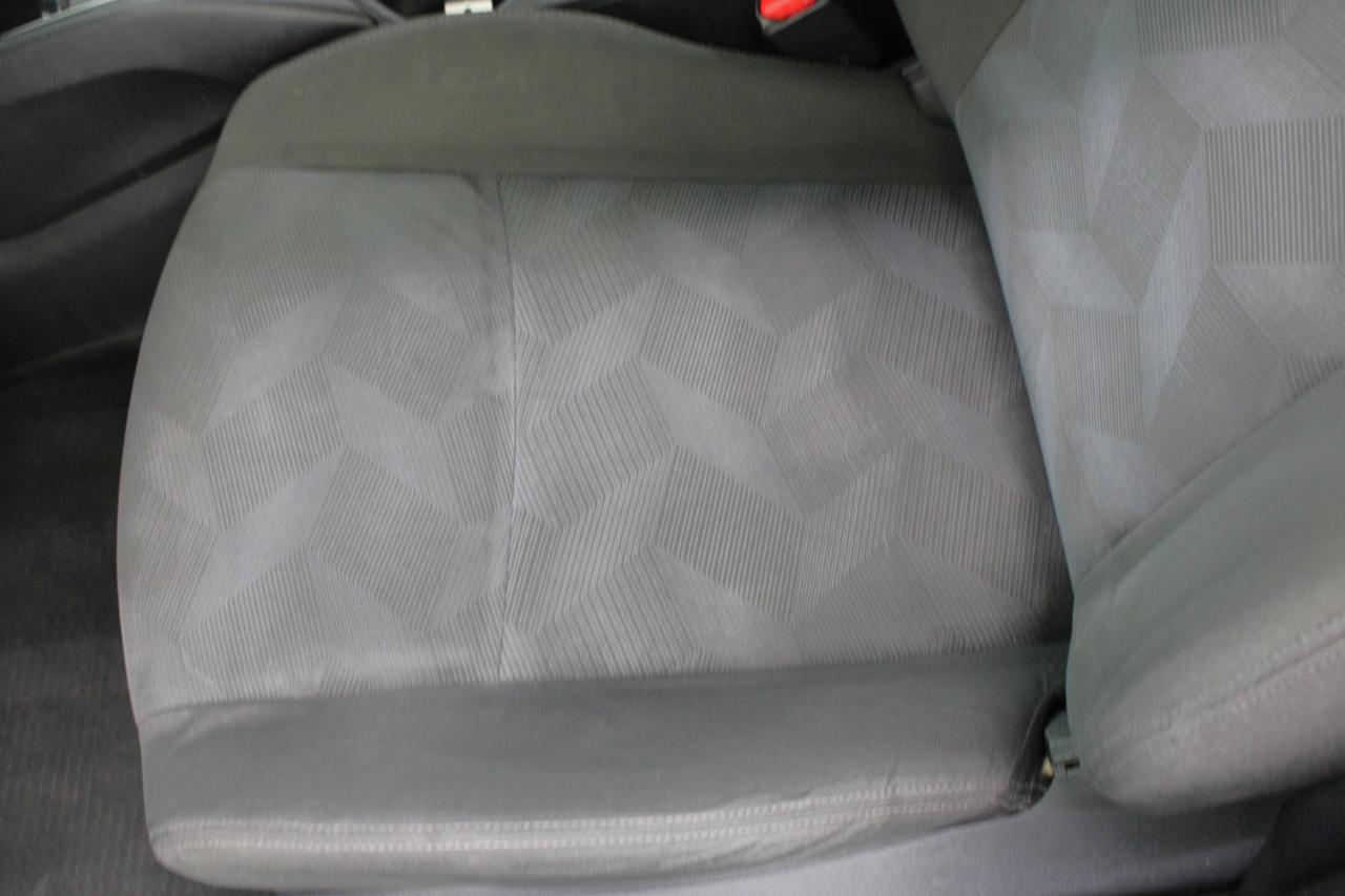 Nissan Rogue FWD 4dr SV 2016