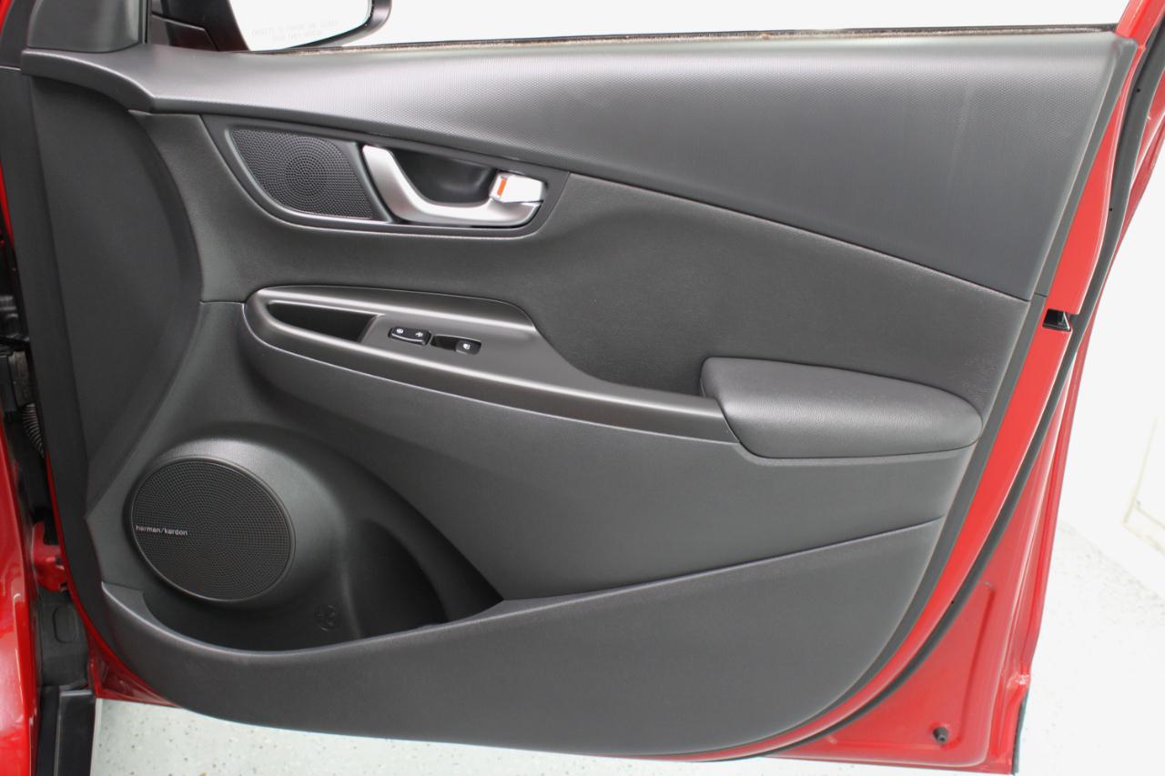 Hyundai Kona Limited DCT AWD 2023