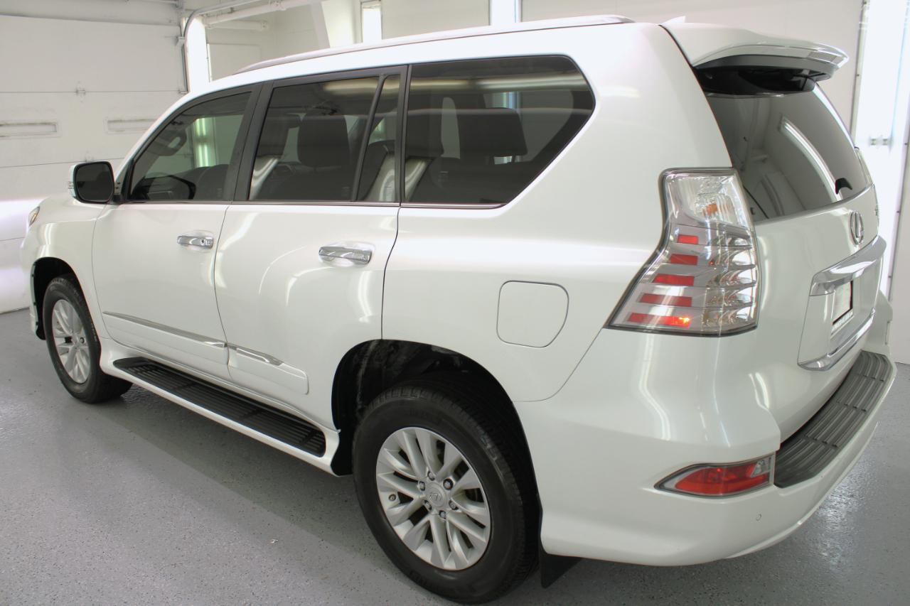 Lexus GX 460 4WD 4dr Premium 2017