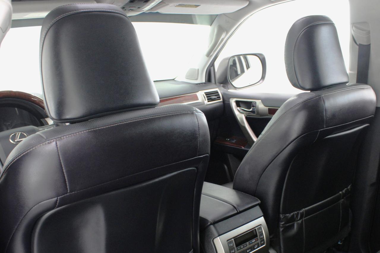 Lexus GX 460 4WD 4dr Premium 2017