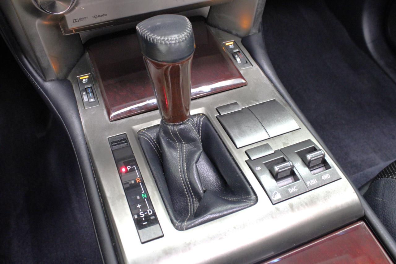 Lexus GX 460 4WD 4dr Premium 2017