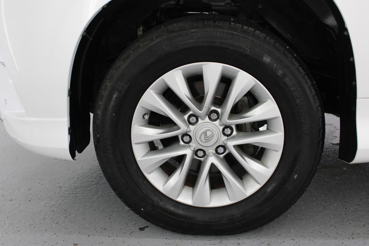 Lexus GX 460 4WD 4dr Premium 2017