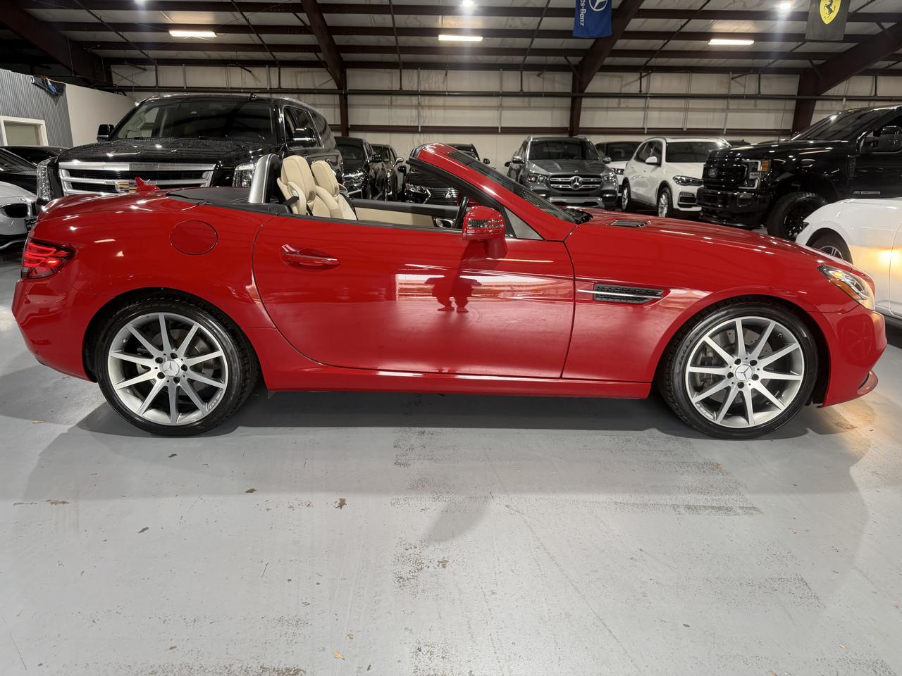 Mercedes-Benz SLC SLC 300 Roadster 2017