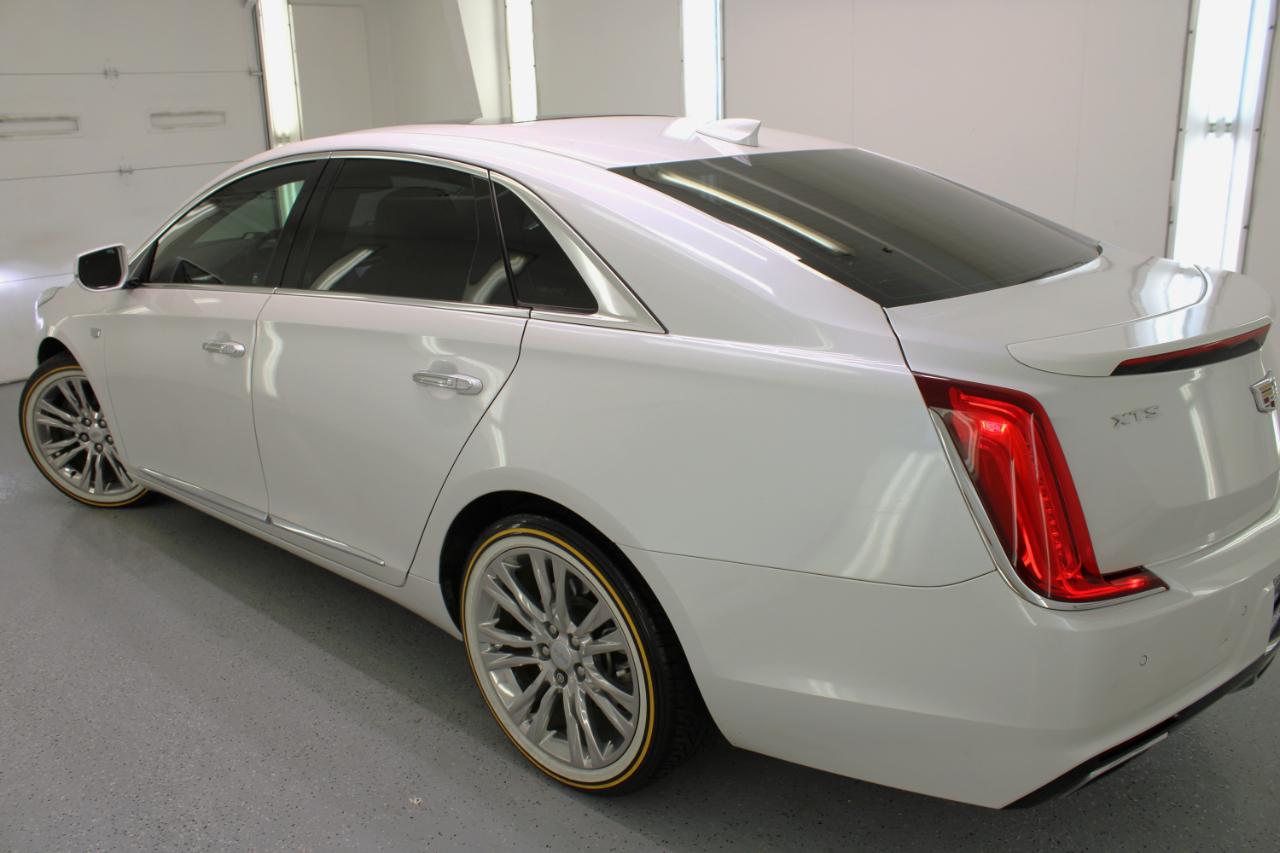 Cadillac XTS 4dr Sdn Luxury FWD 2018