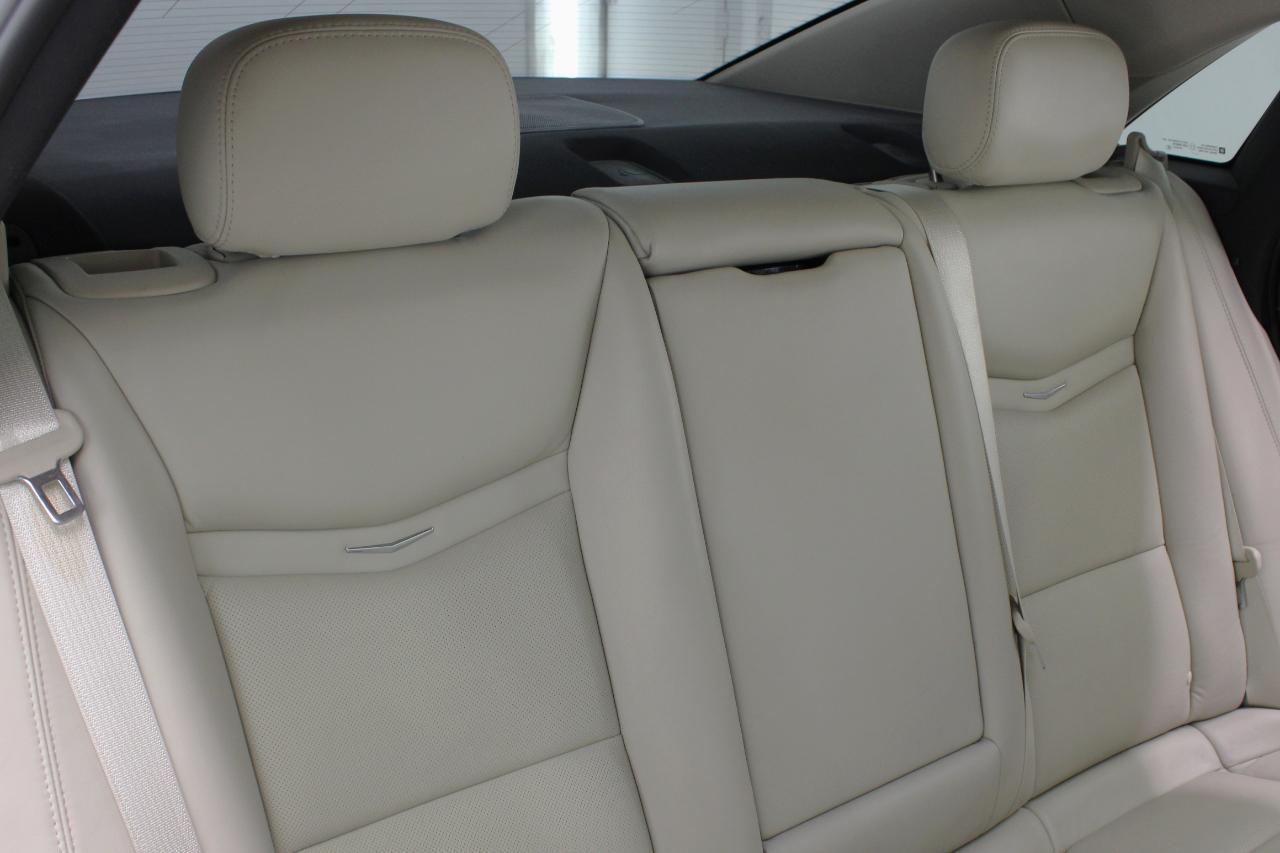 Cadillac XTS 4dr Sdn Luxury FWD 2018