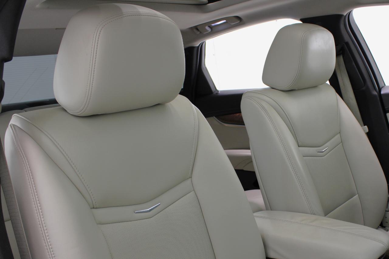 Cadillac XTS 4dr Sdn Luxury FWD 2018