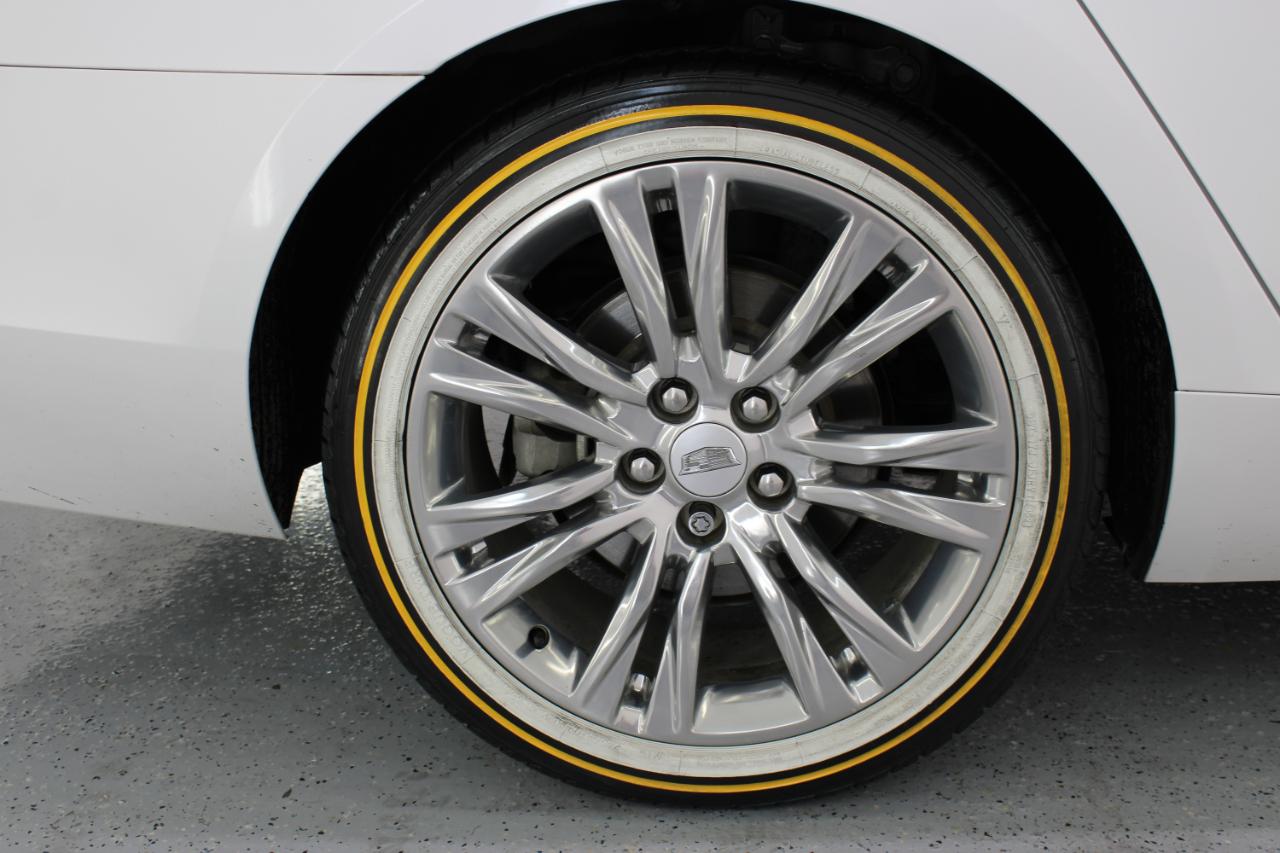 Cadillac XTS 4dr Sdn Luxury FWD 2018