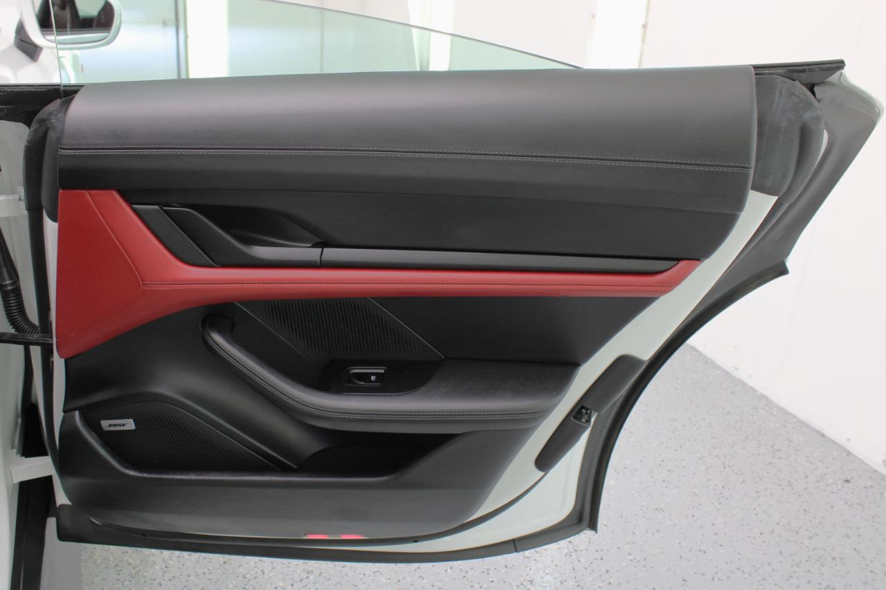 Porsche Taycan RWD 2022