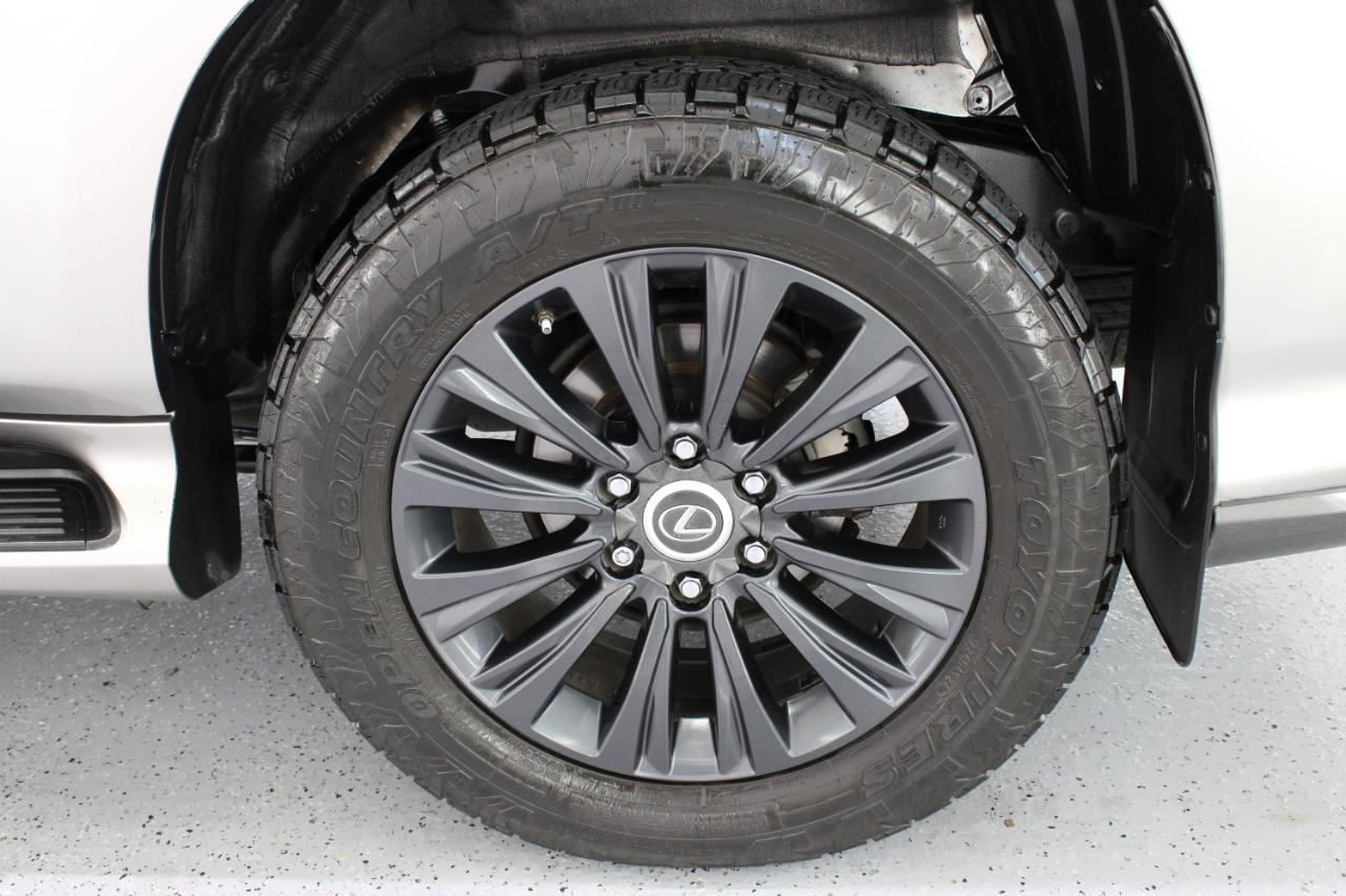 Lexus GX 460 Premium 4D SUV 4WD 2022
