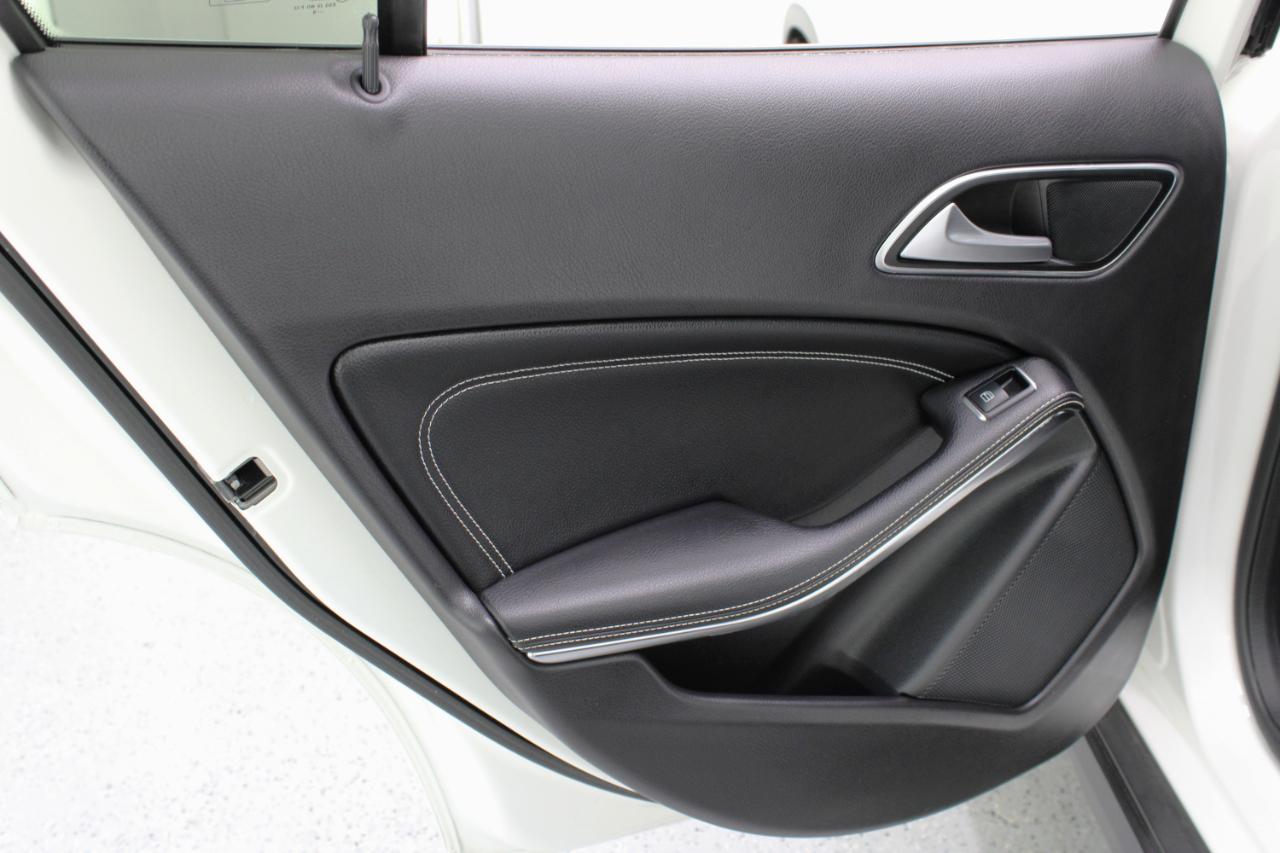 Mercedes-Benz GLA GLA 250 SUV 2020