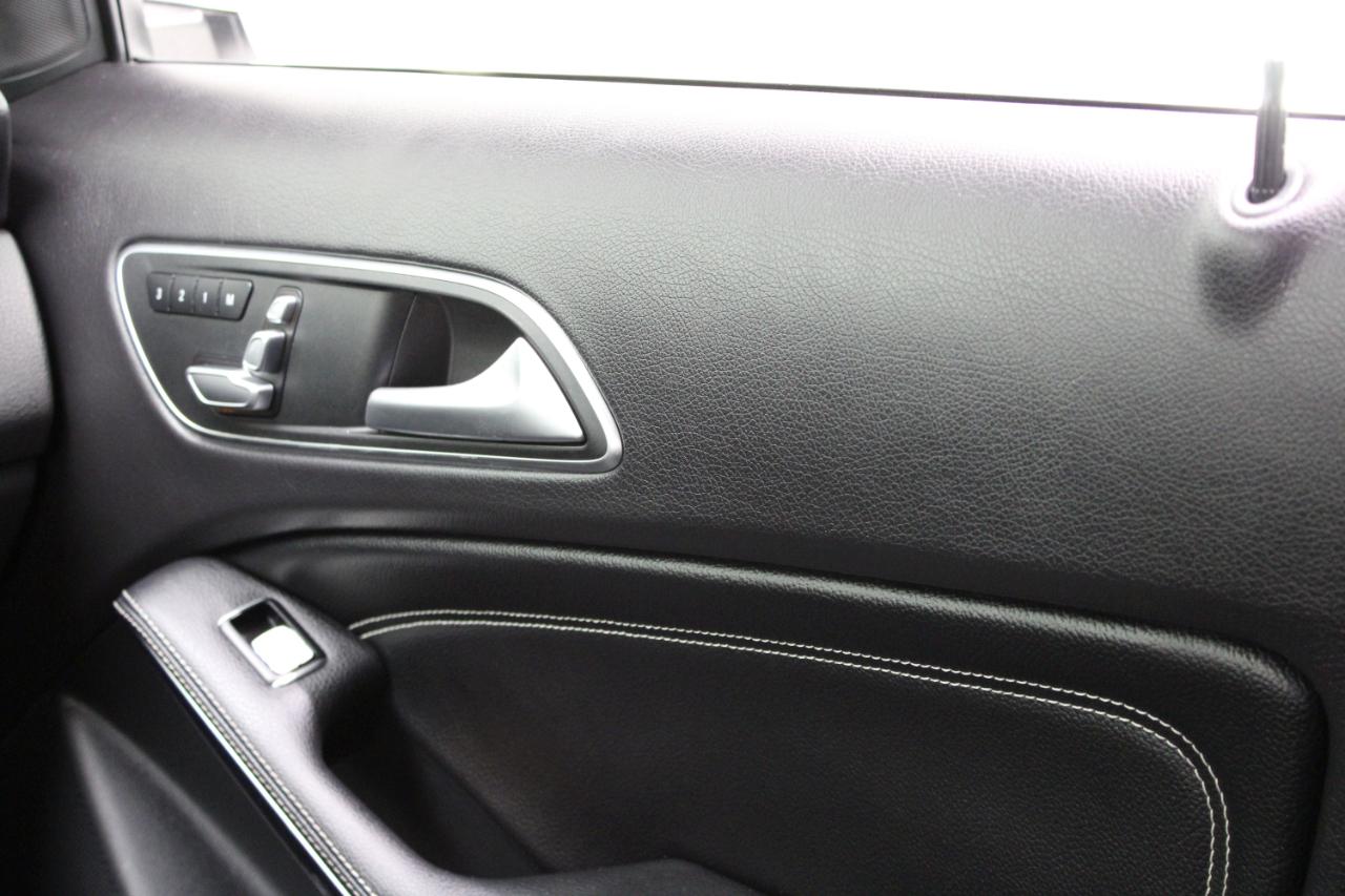 Mercedes-Benz GLA GLA 250 SUV 2020