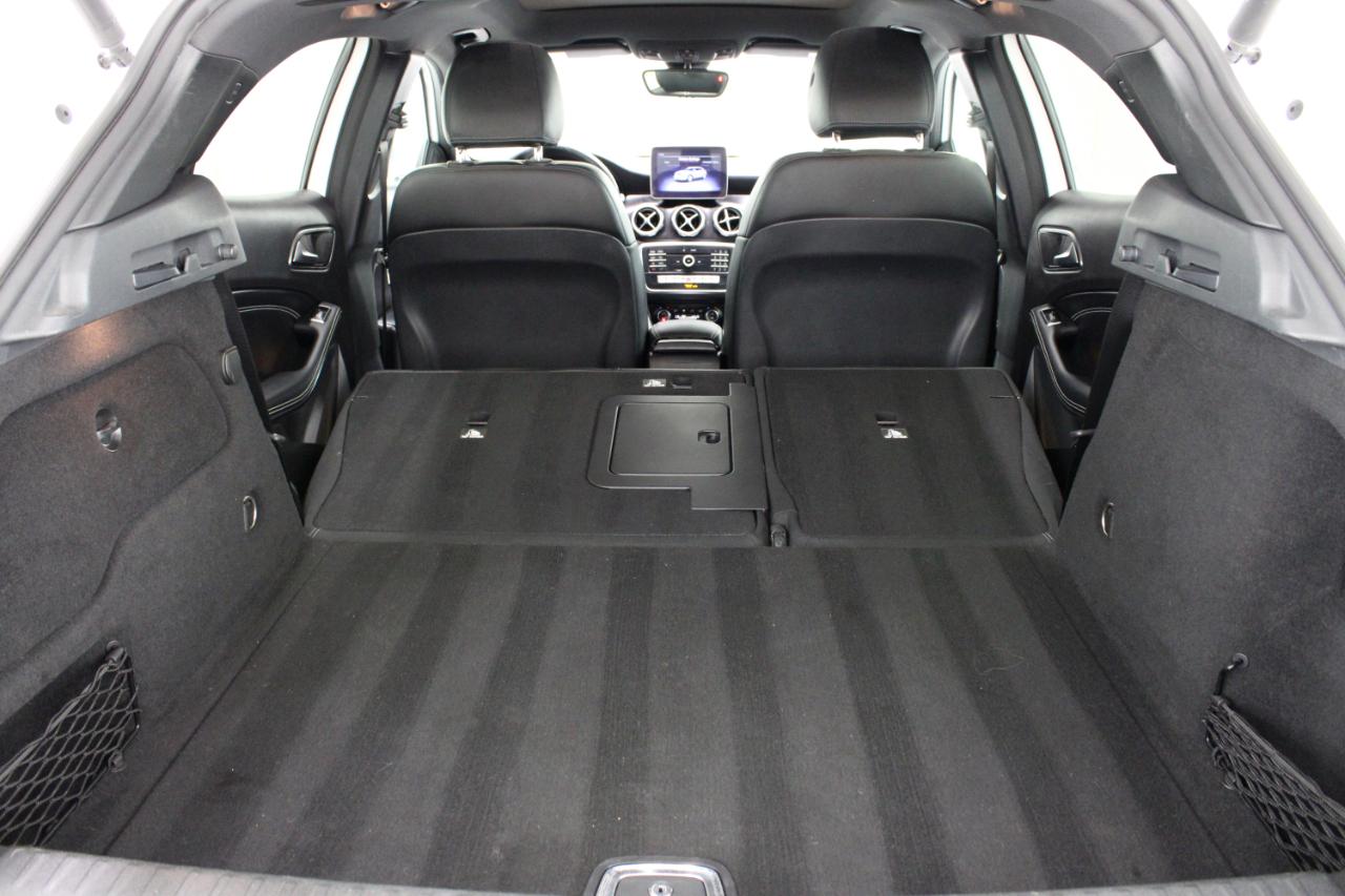 Mercedes-Benz GLA GLA 250 SUV 2020