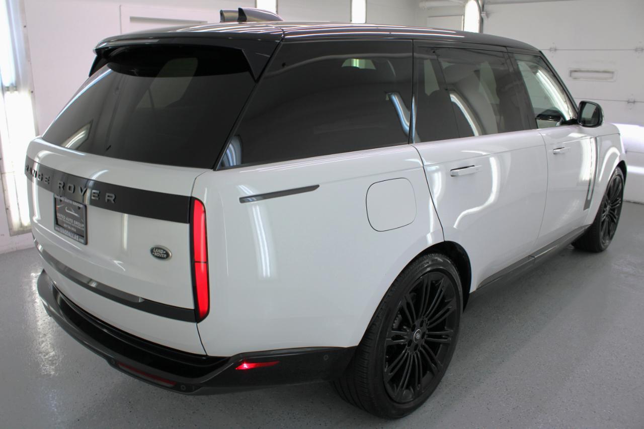 Land Rover Range Rover P530 SE LWB 7 Seat 2022