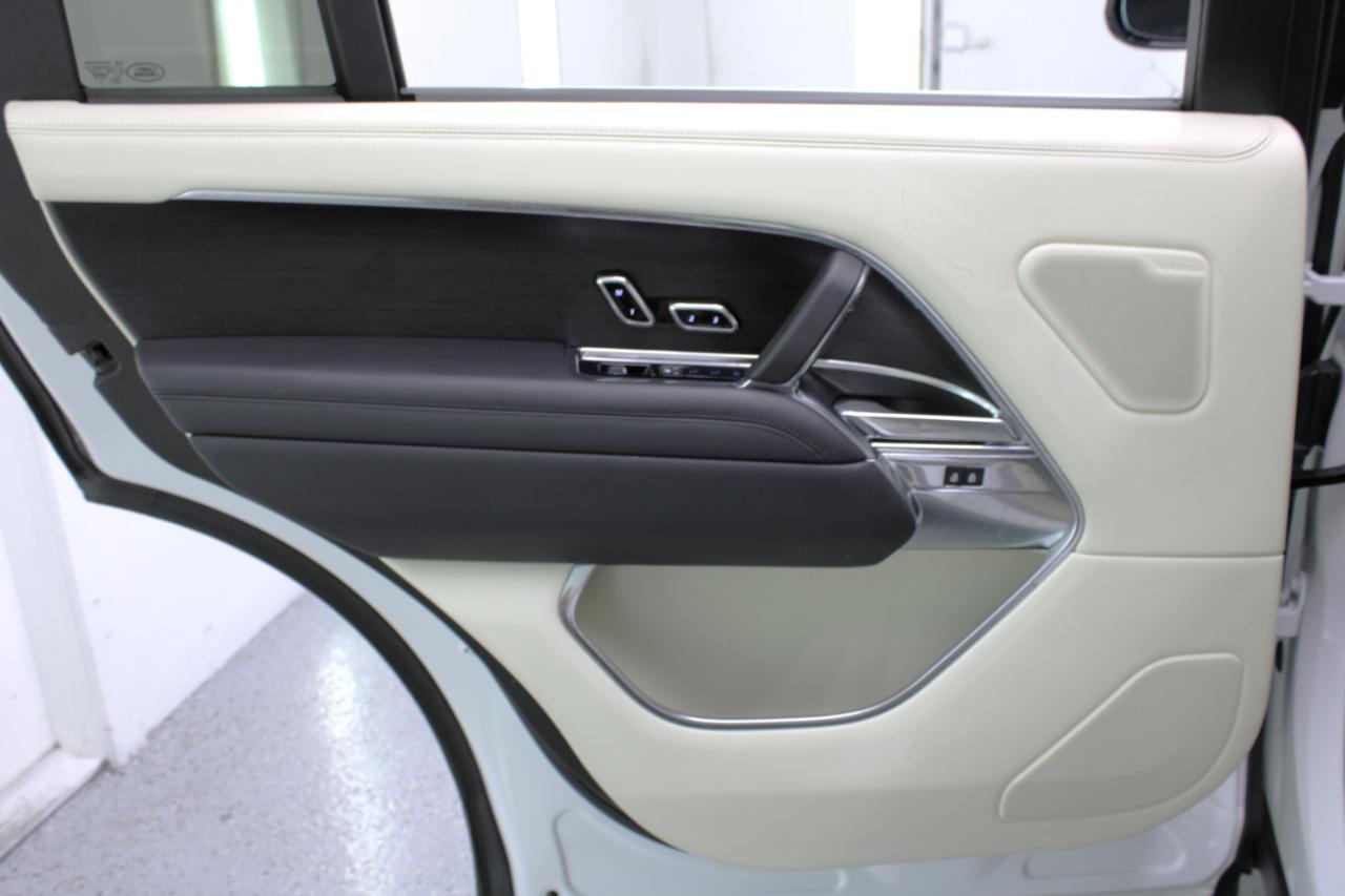 Land Rover Range Rover P530 SE LWB 7 Seat 2022