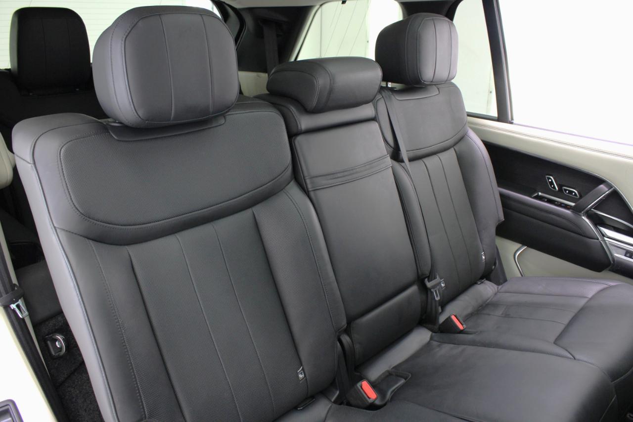Land Rover Range Rover P530 SE LWB 7 Seat 2022
